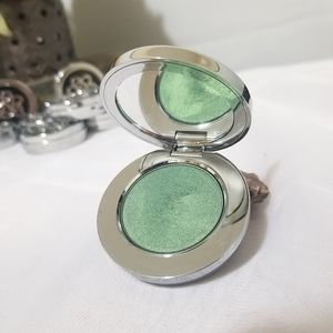 Jaded saturate eye color eyeshadow Rock and Republic Cosmetics
